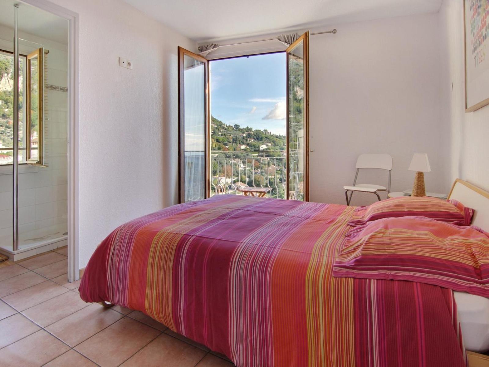 Bed and Breakfast The Frogs' House - Yoga Retreat Saint-Jeannet  Номер фото