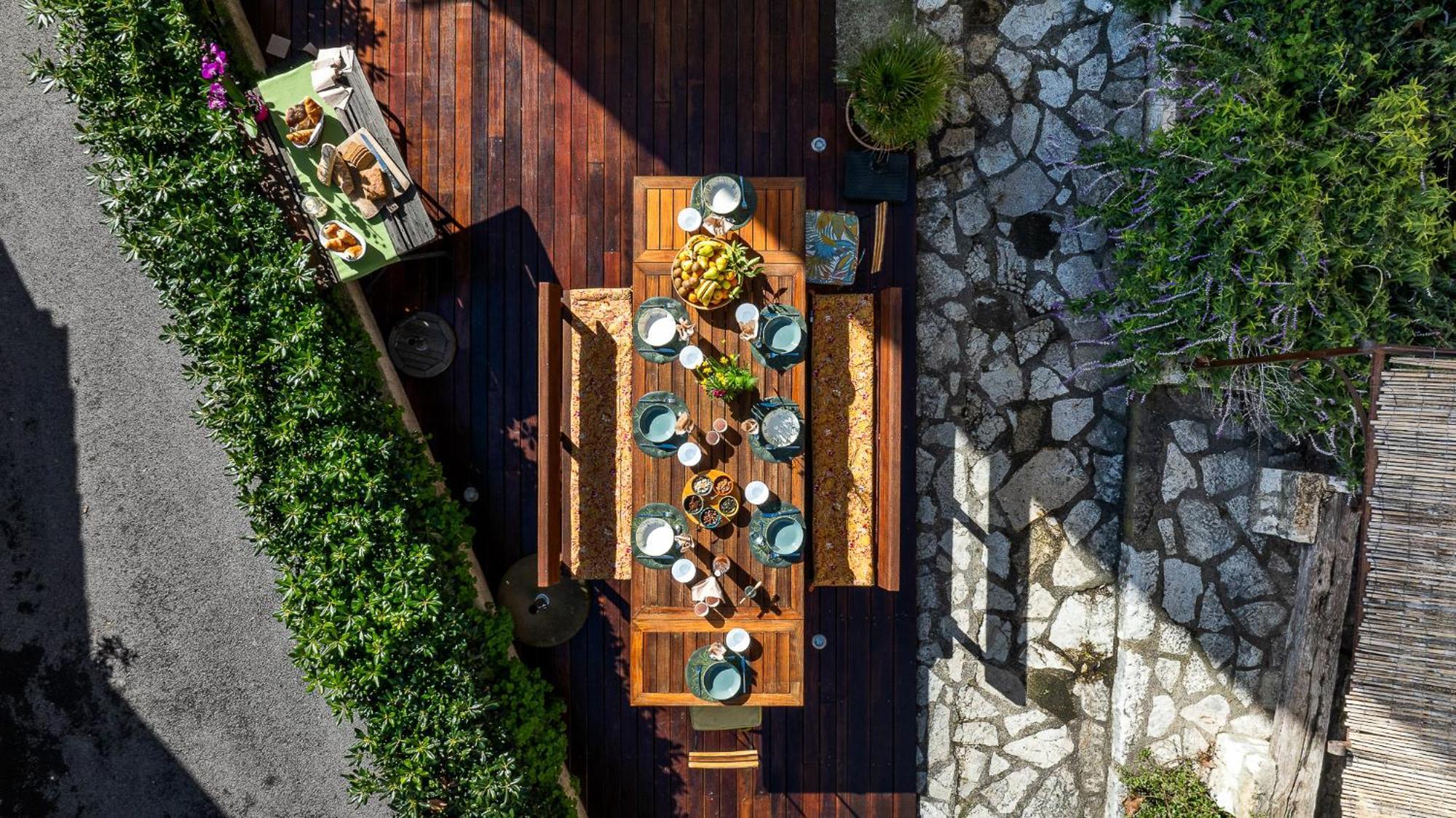 Bed and Breakfast The Frogs' House - Yoga Retreat Saint-Jeannet  Екстер'єр фото